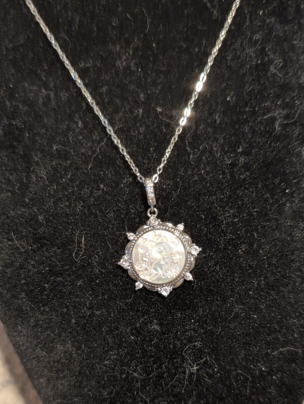 Stainless Steel Women's Mother of Pearl Pendant Necklace